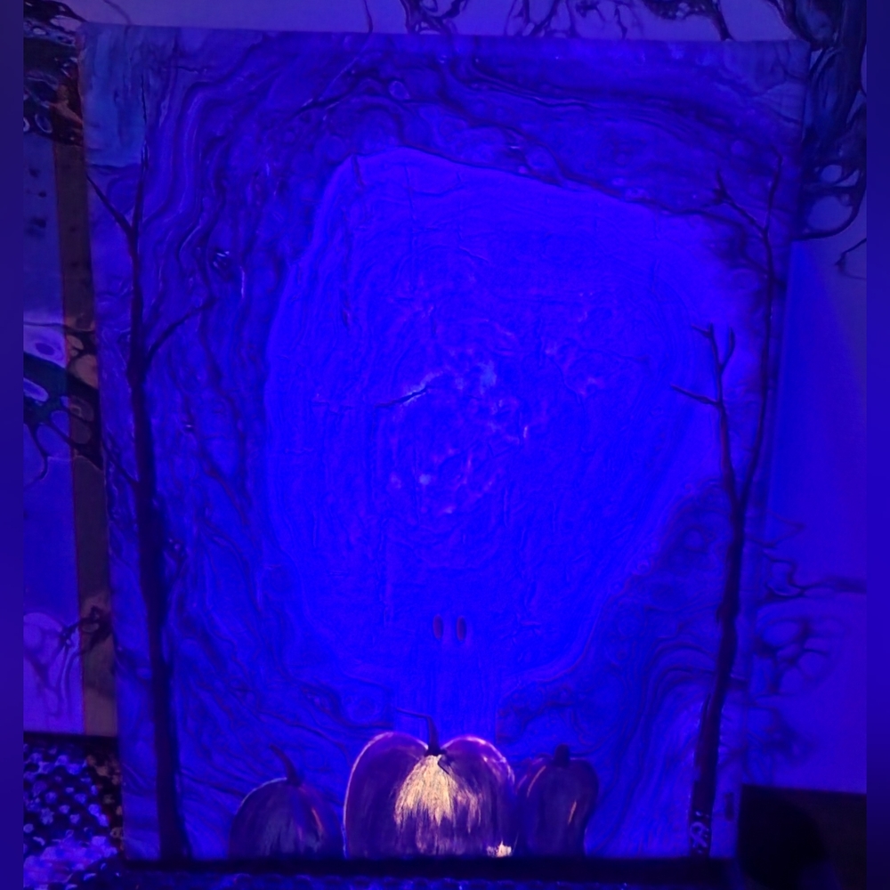 'Ghosted' Handcrafted Embellished Acrylic Paint Pour - Picture 4 of 11